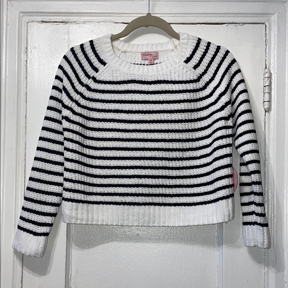 Black and White Striped Crew Neck Sweater with Ribbed Texture